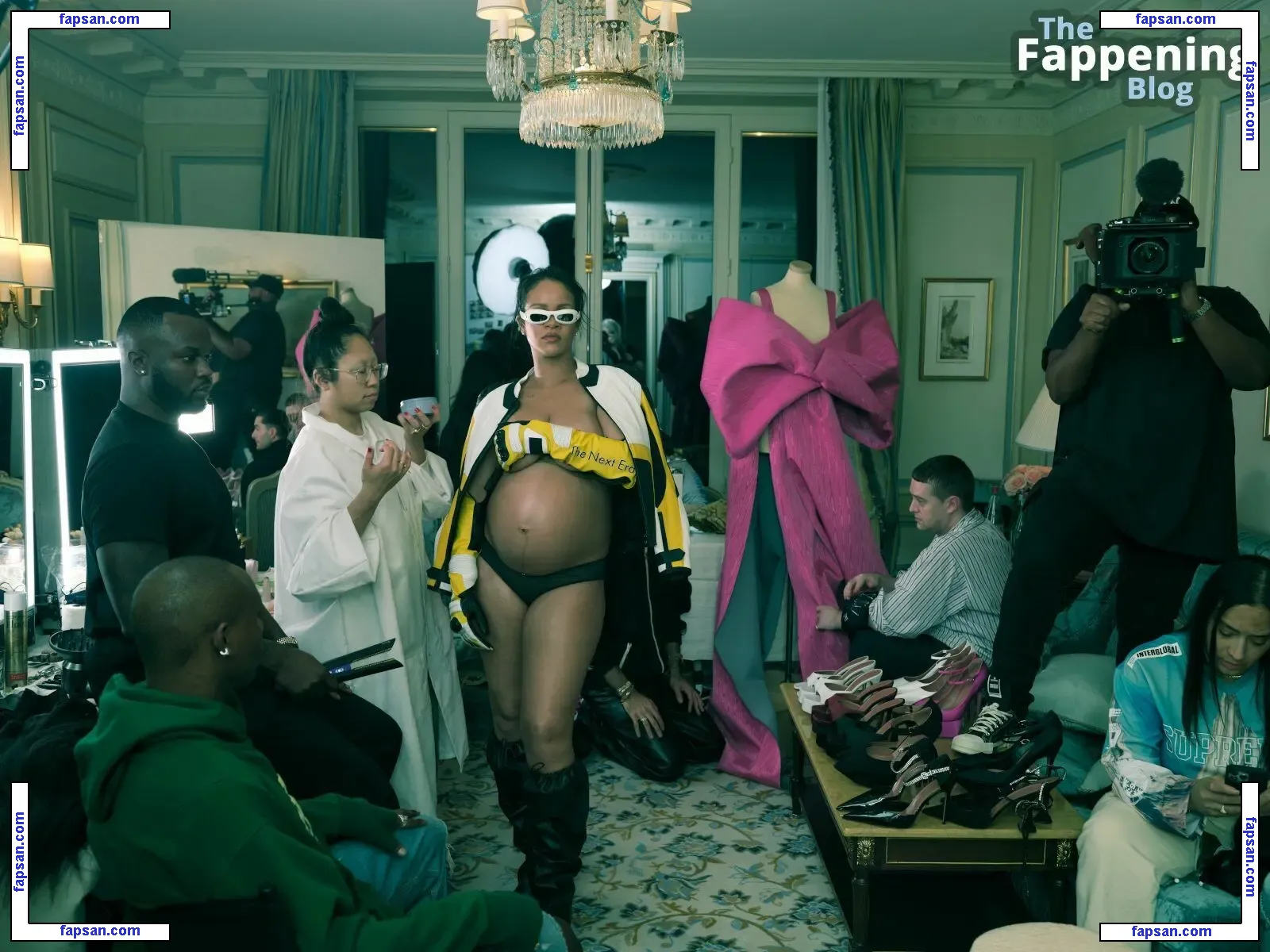 Rihanna nude photo #9555 from OnlyFans