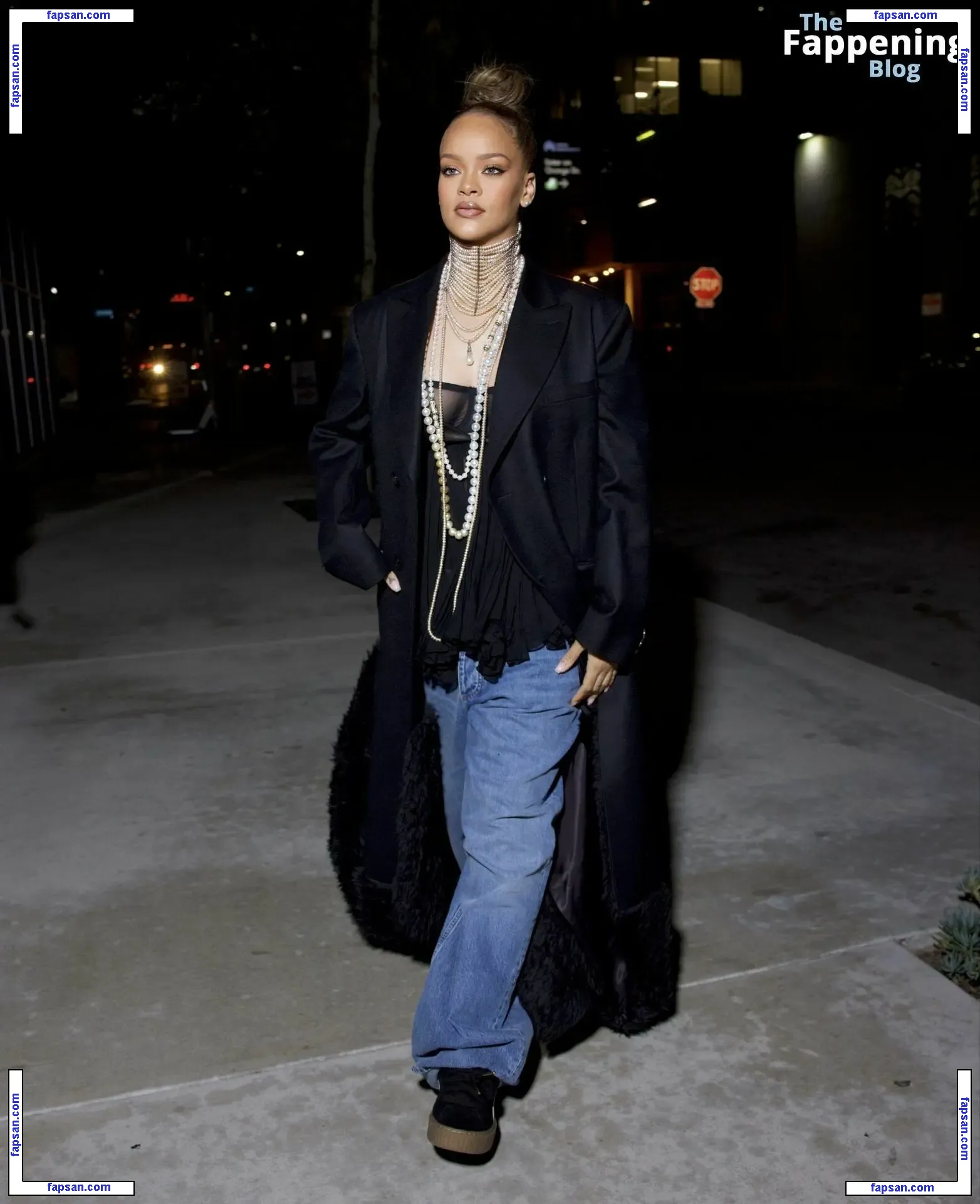 Rihanna nude photo #10031 from OnlyFans