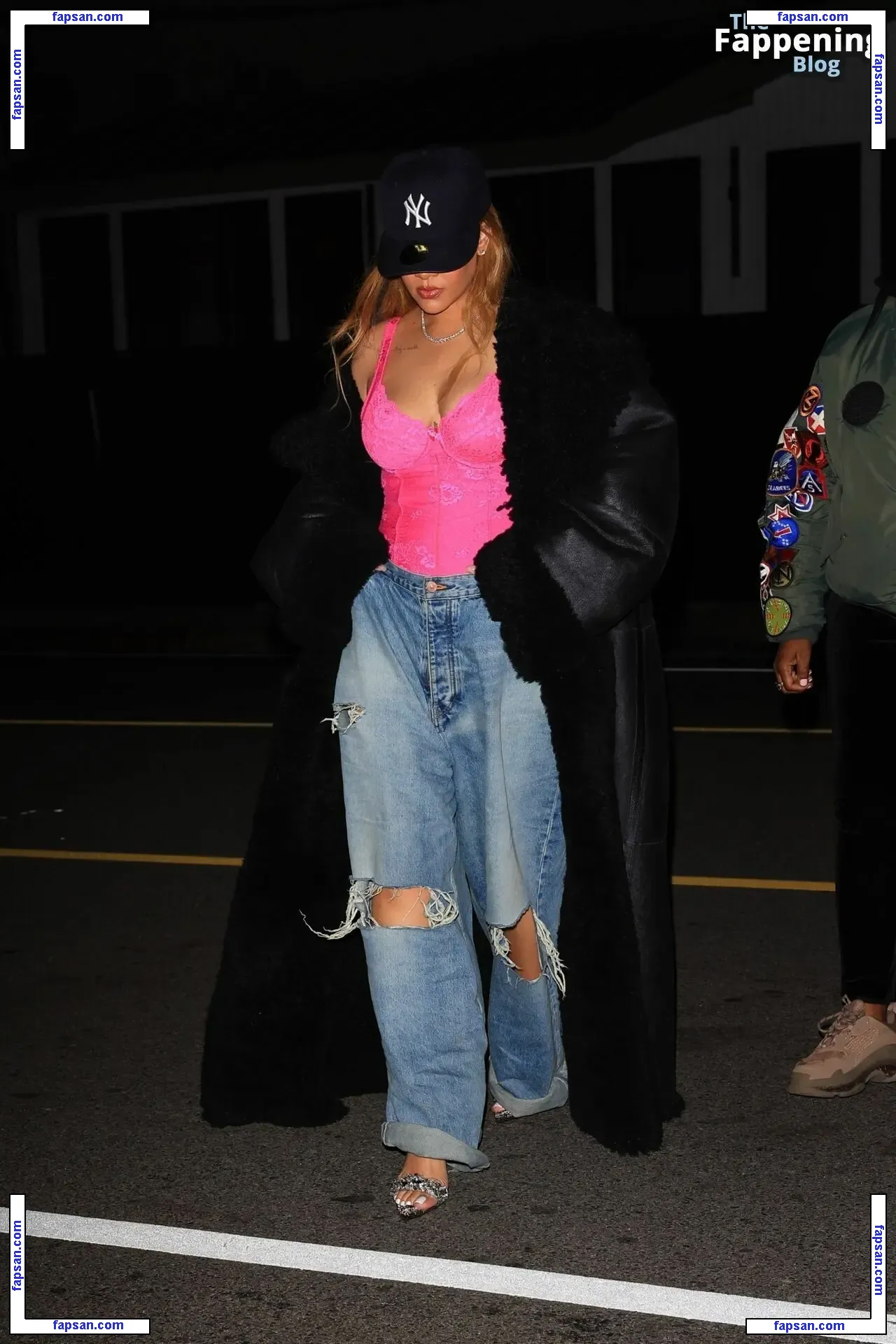 Rihanna nude photo #10098 from OnlyFans