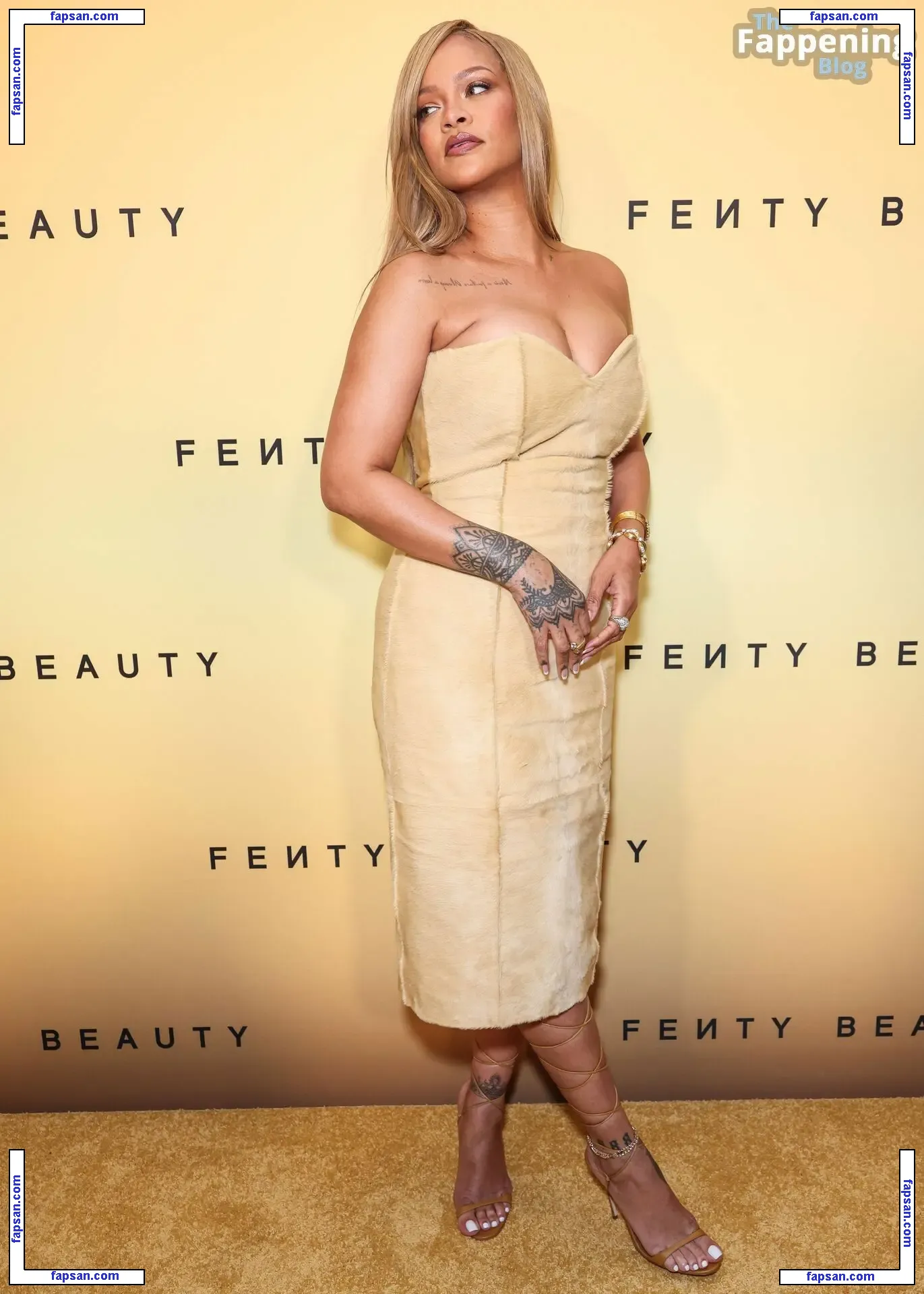 Rihanna nude photo #10306 from OnlyFans