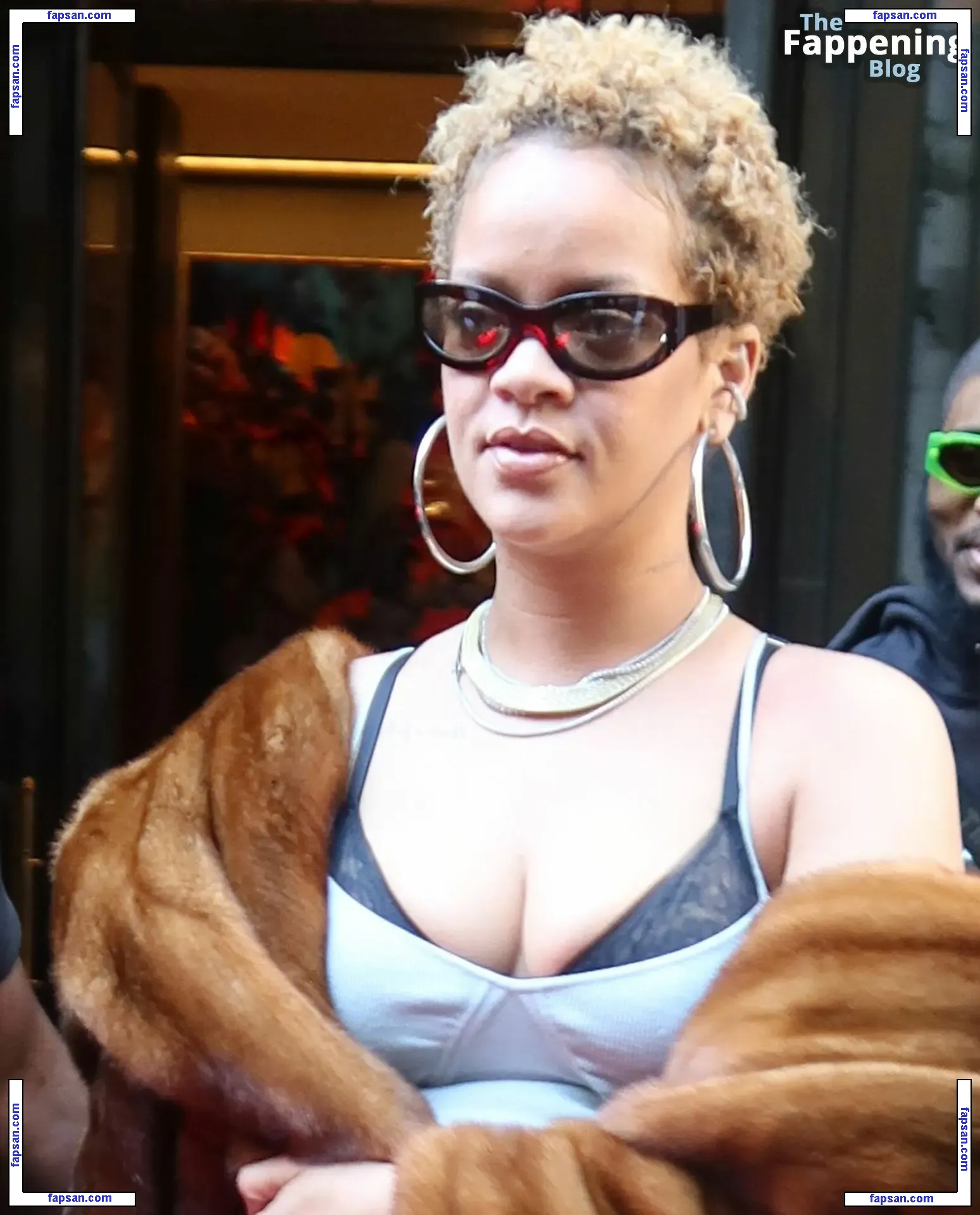 Rihanna nude photo #10431 from OnlyFans