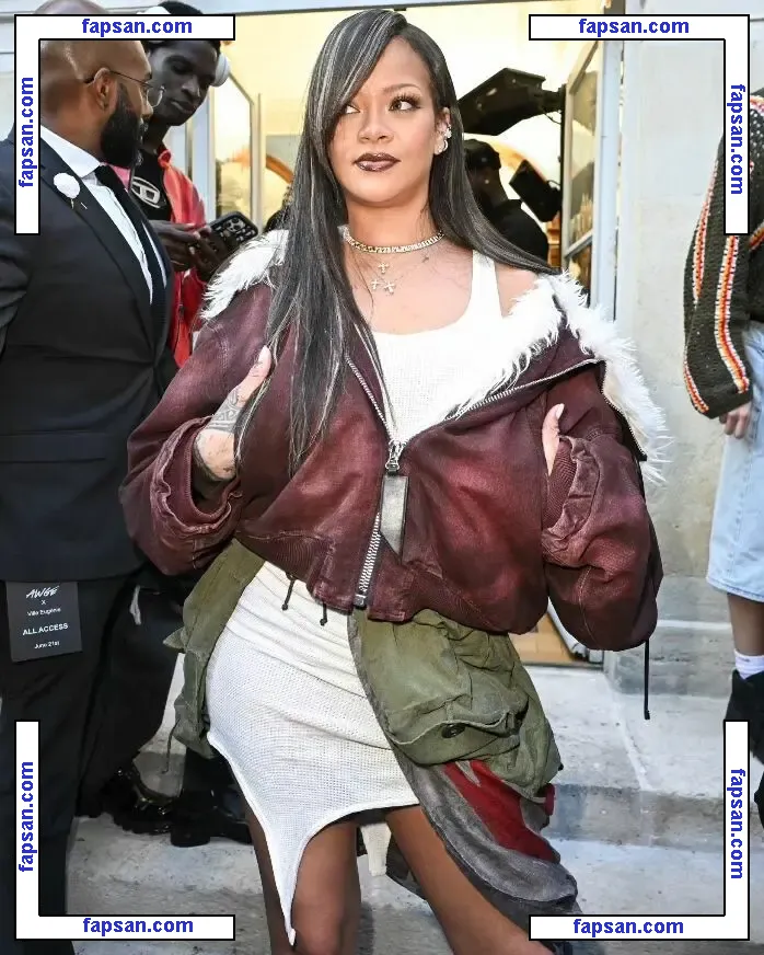 Rihanna nude photo #10495 from OnlyFans