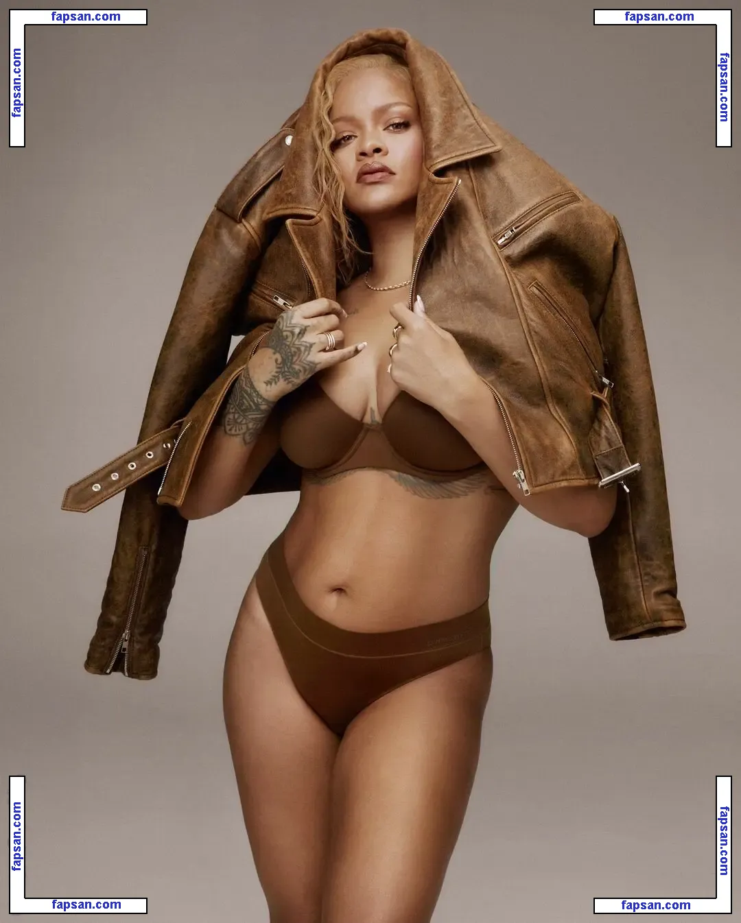 Rihanna nude photo #10526 from OnlyFans
