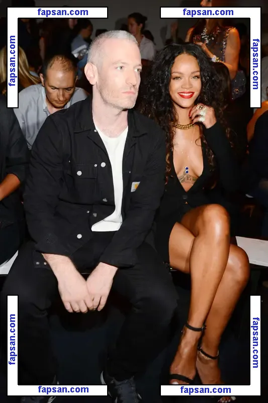 Rihanna nude photo #10650 from OnlyFans