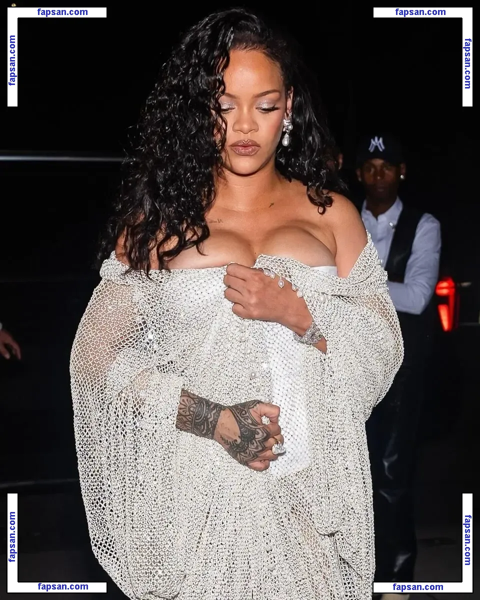 Rihanna nude photo #10679 from OnlyFans