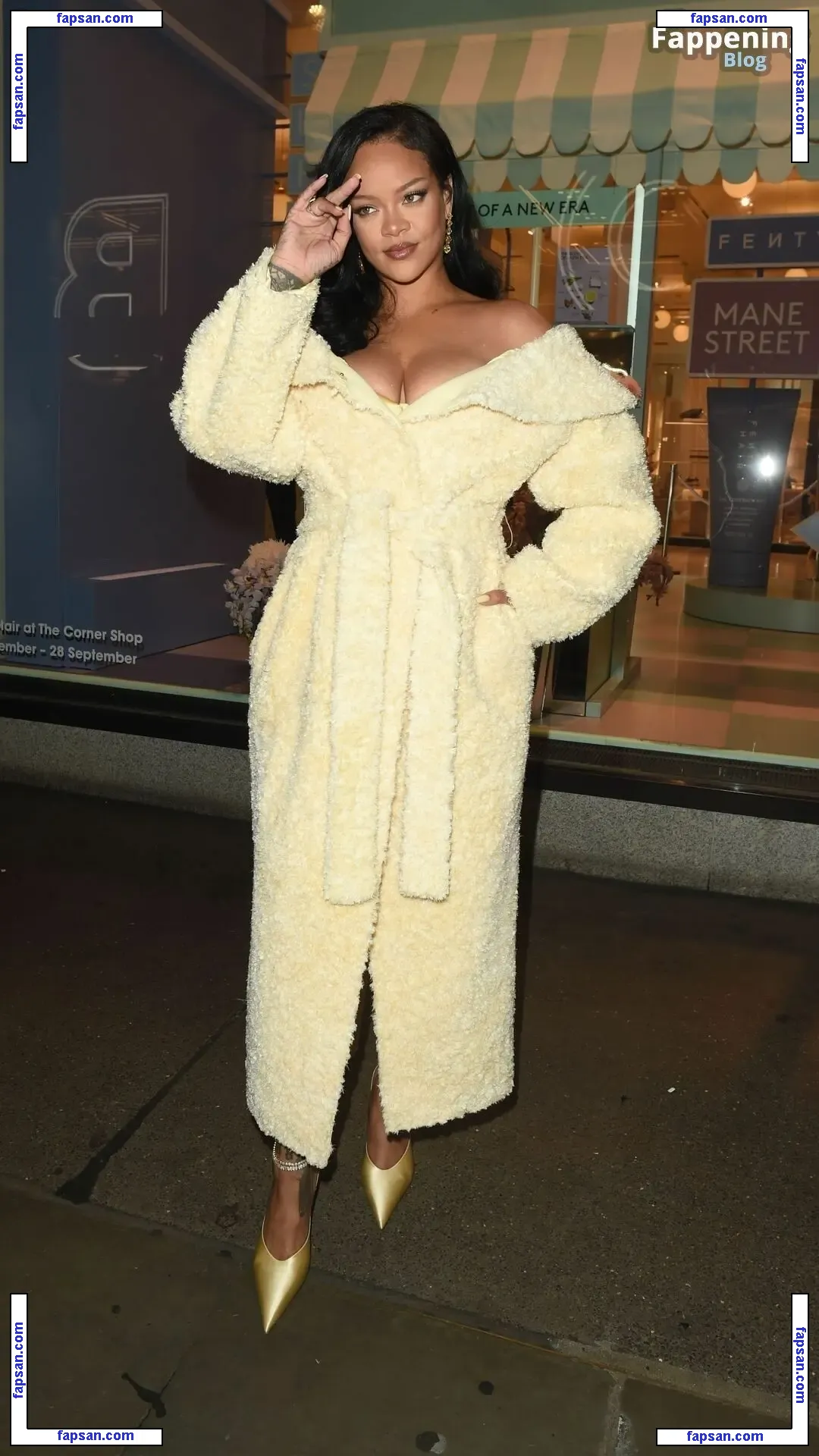 Rihanna nude photo #10750 from OnlyFans