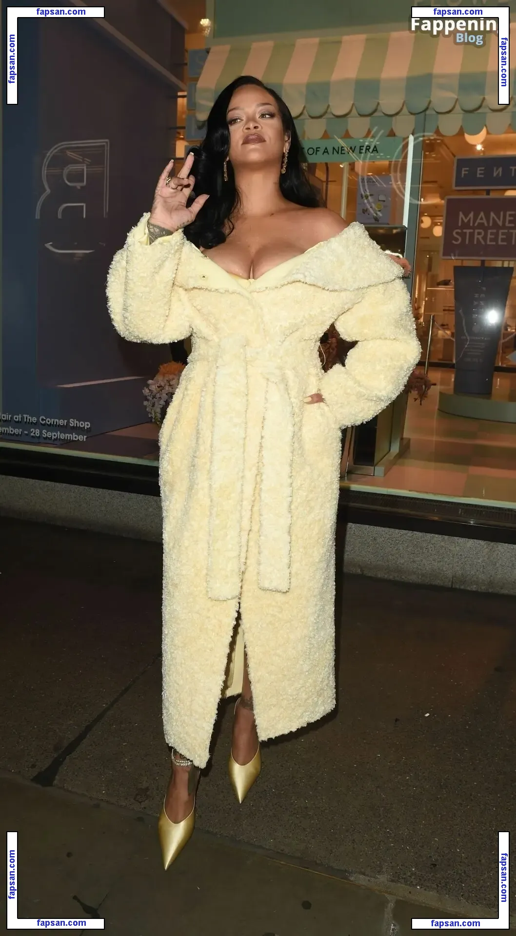 Rihanna nude photo #10751 from OnlyFans