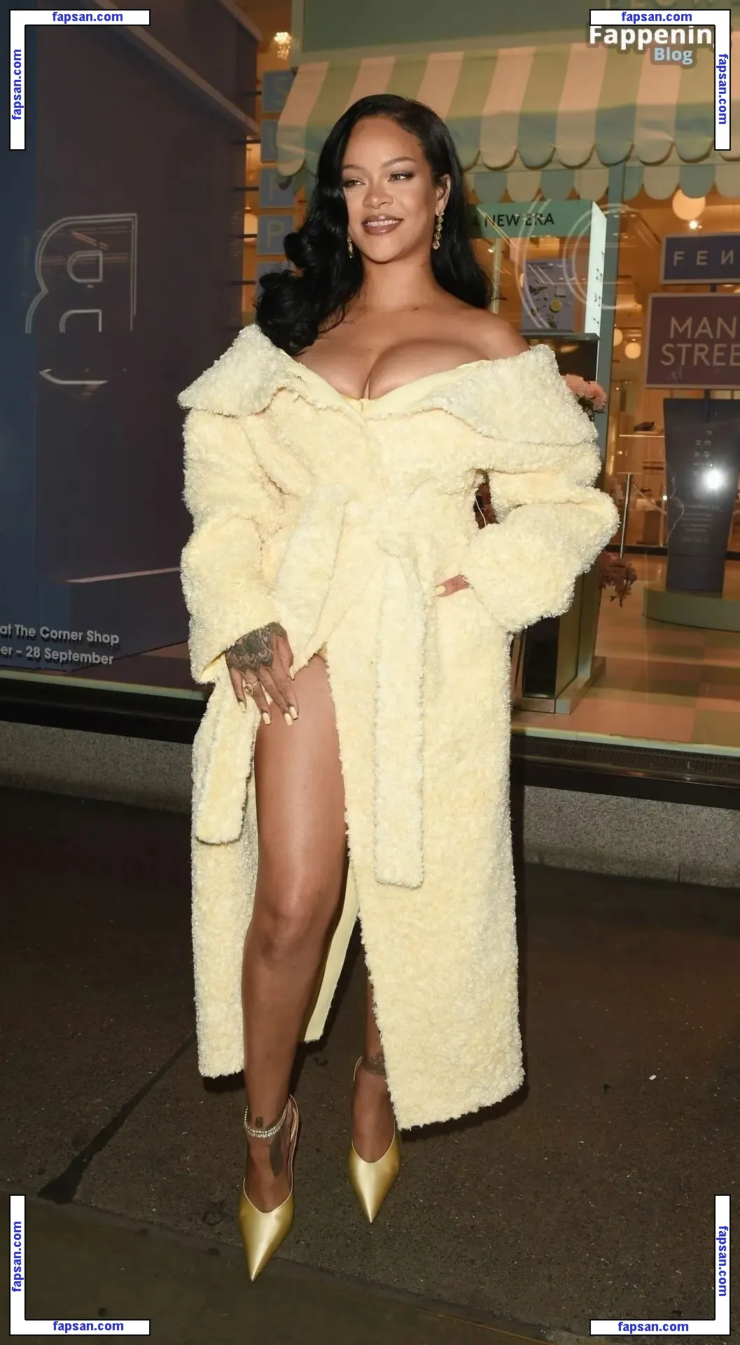 Rihanna nude photo #10758 from OnlyFans