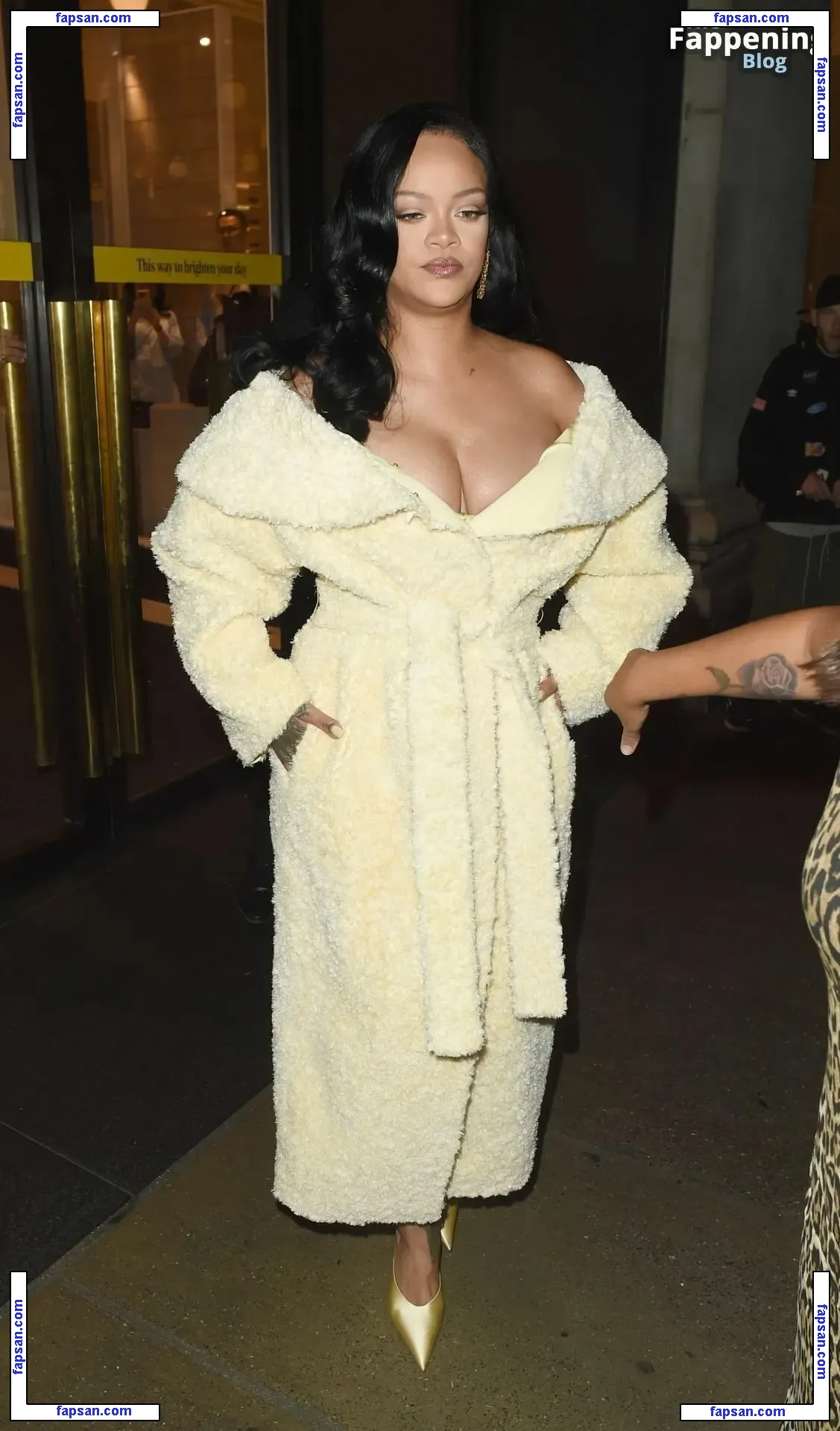 Rihanna nude photo #10768 from OnlyFans