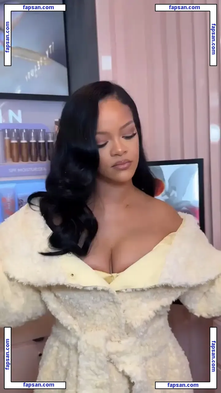 Rihanna nude photo #10831 from OnlyFans