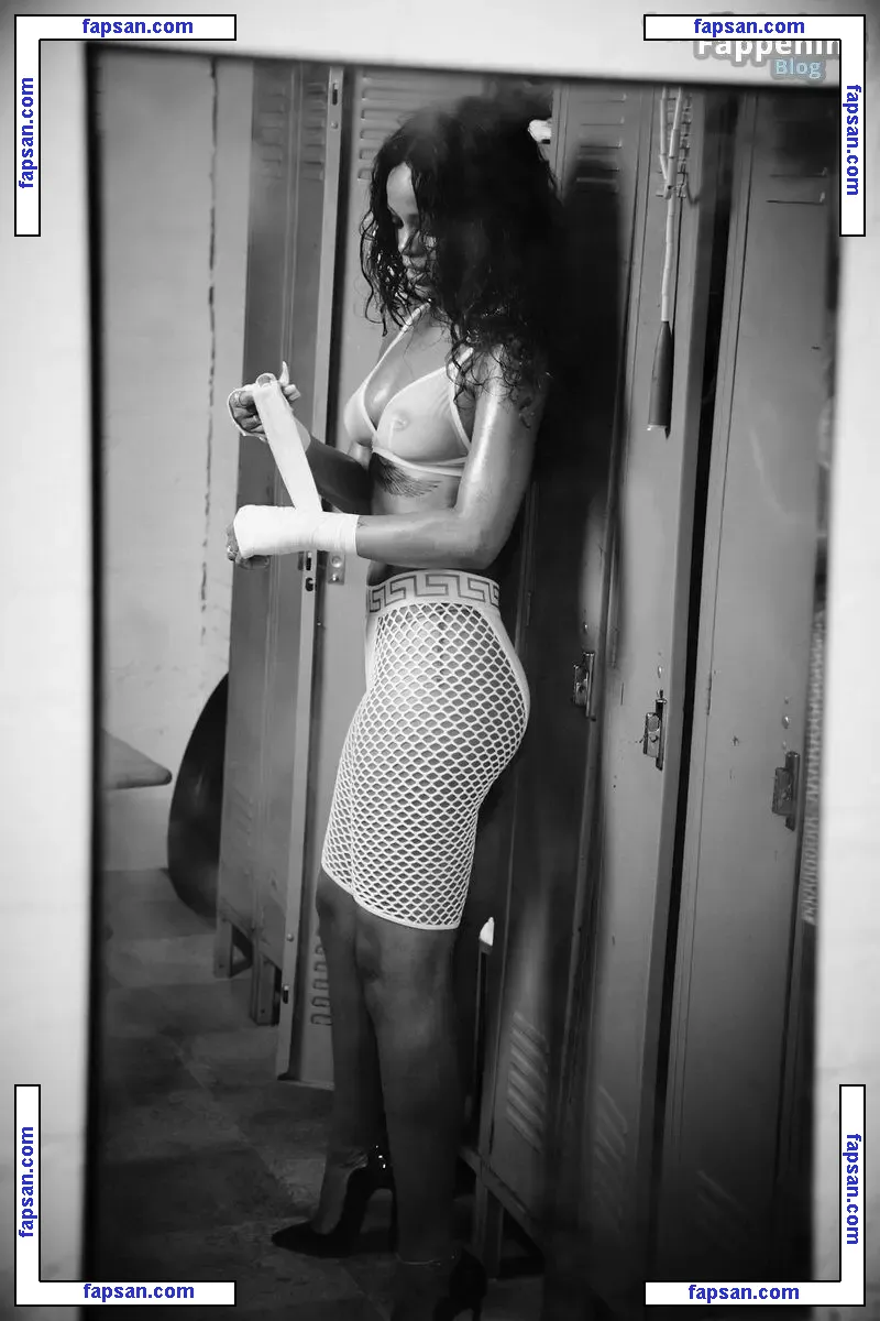 Rihanna nude photo #10888 from OnlyFans