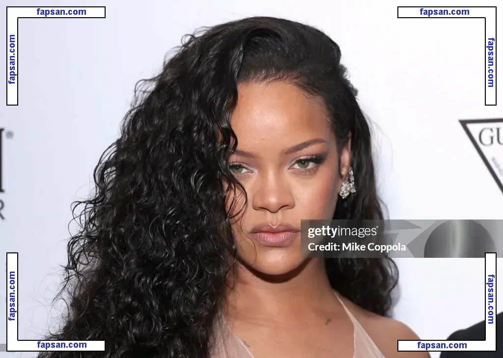 Rihanna nude photo #10981 from OnlyFans