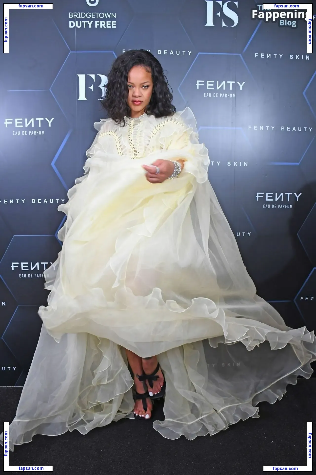 Rihanna nude photo #11125 from OnlyFans