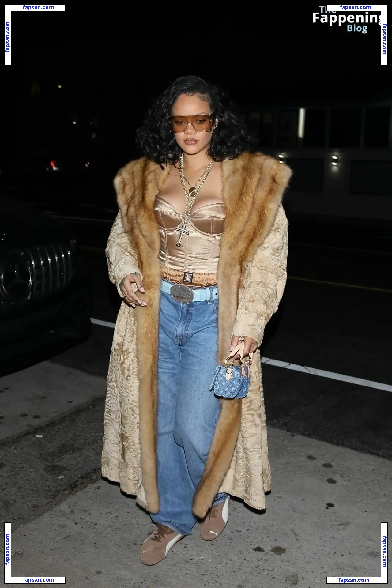 Rihanna nude photo #11163 from OnlyFans