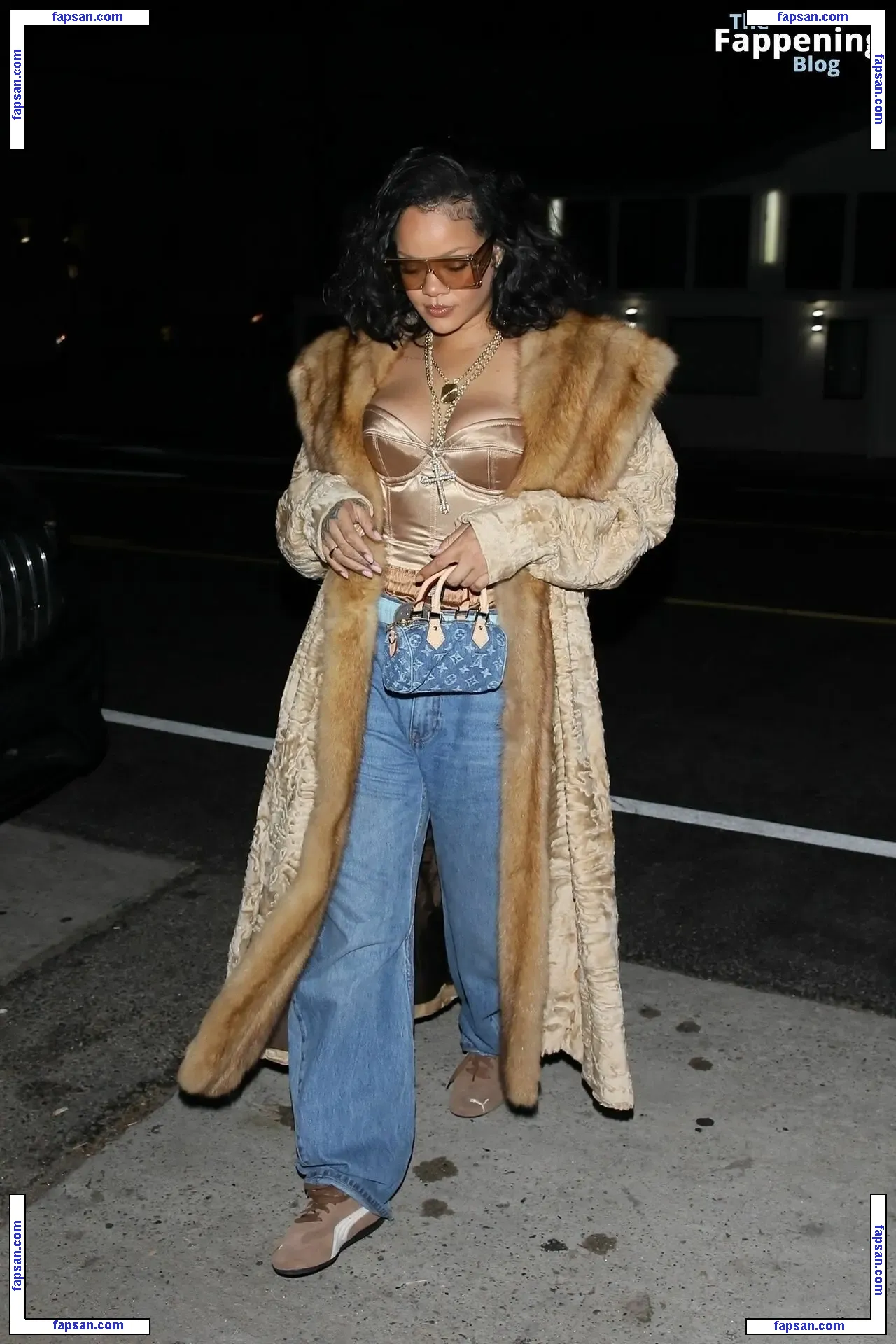 Rihanna nude photo #11165 from OnlyFans