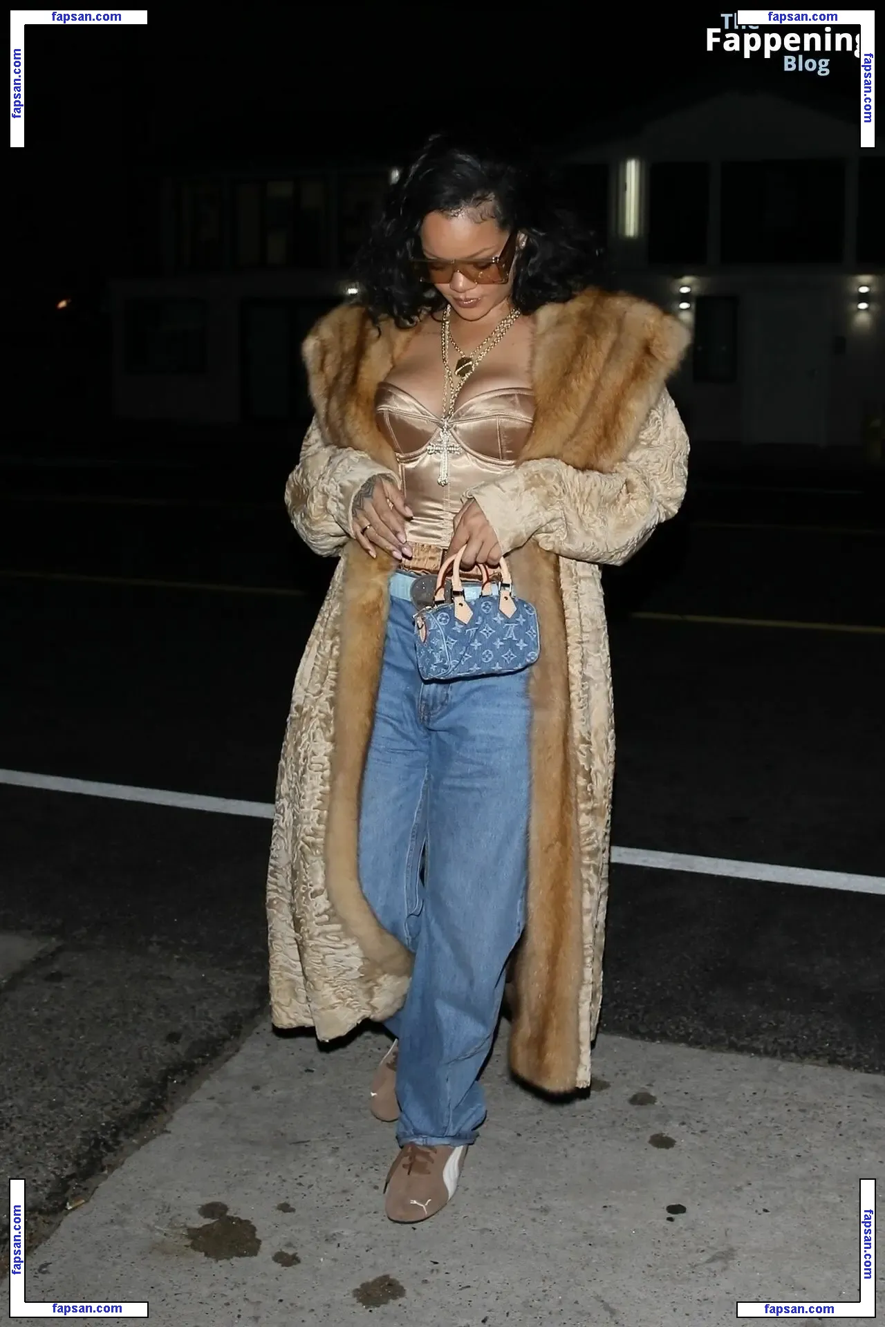 Rihanna nude photo #11167 from OnlyFans
