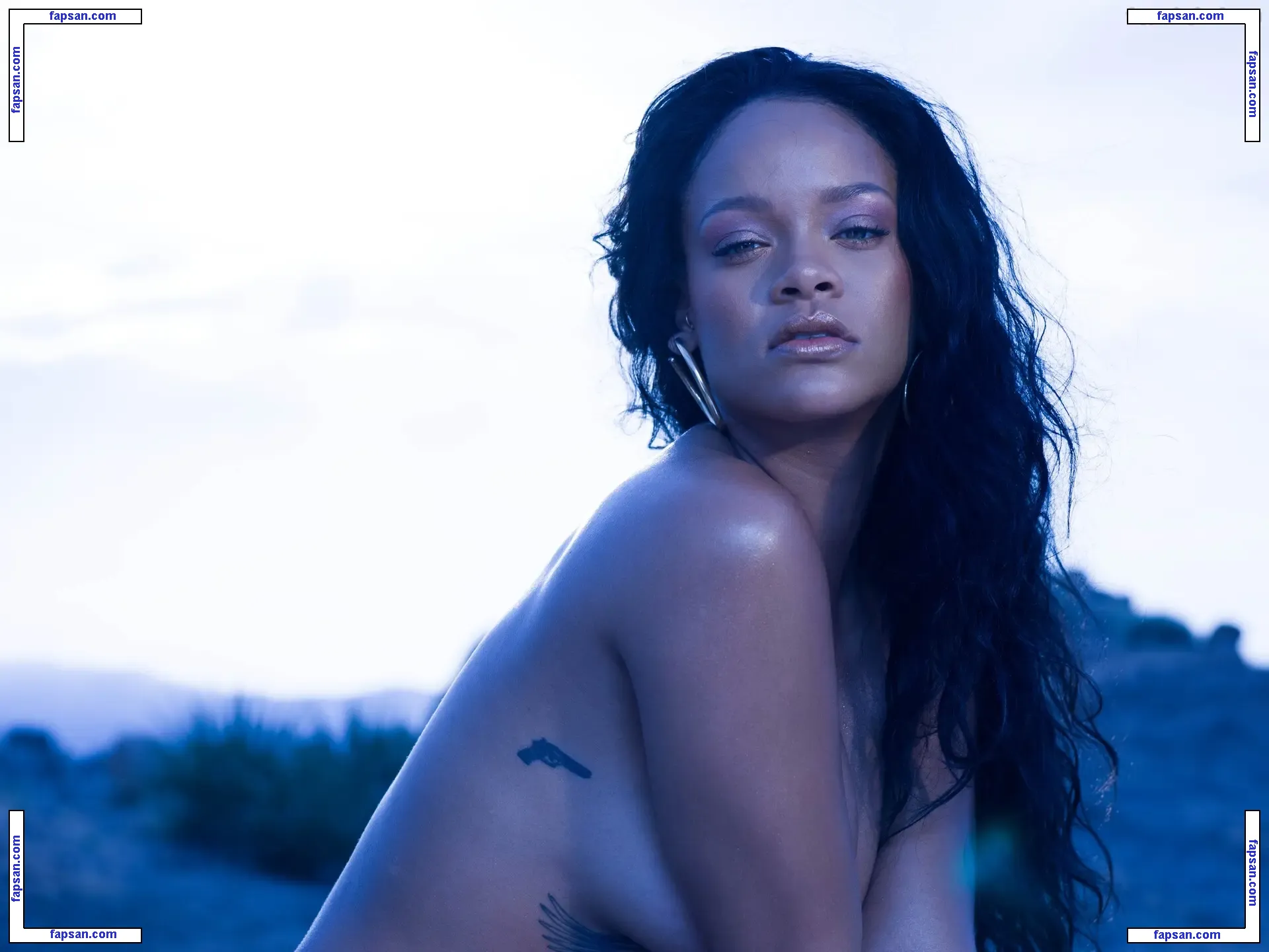 Rihanna голая фото #11657 с Онлифанс