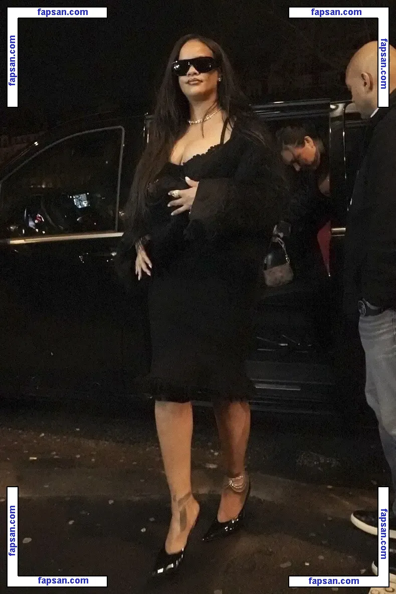 Rihanna nude photo #11678 from OnlyFans