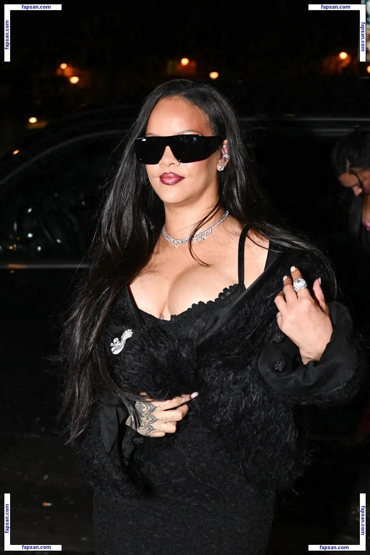 Rihanna nude photo #11681 from OnlyFans