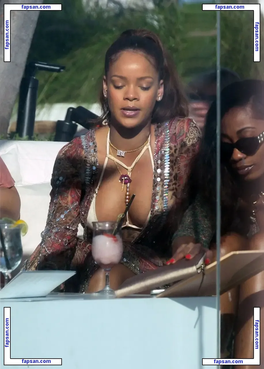 Rihanna nude photo #1048 from OnlyFans