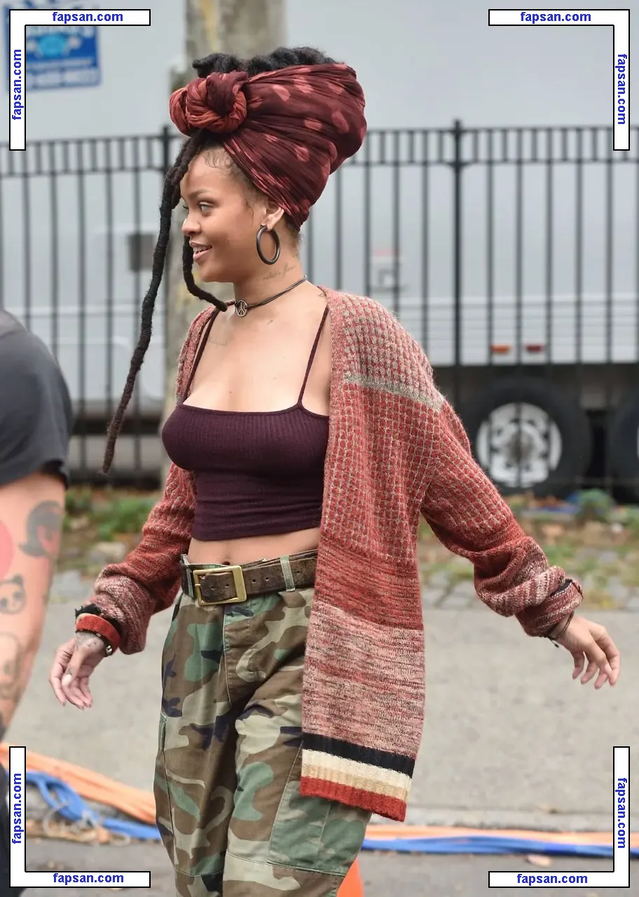 Rihanna nude photo #1151 from OnlyFans