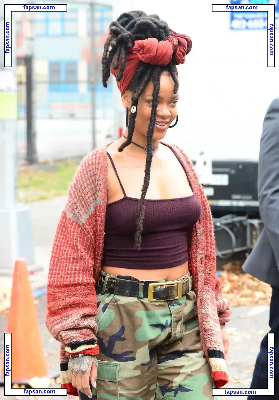 Rihanna nude photo #1155 from OnlyFans