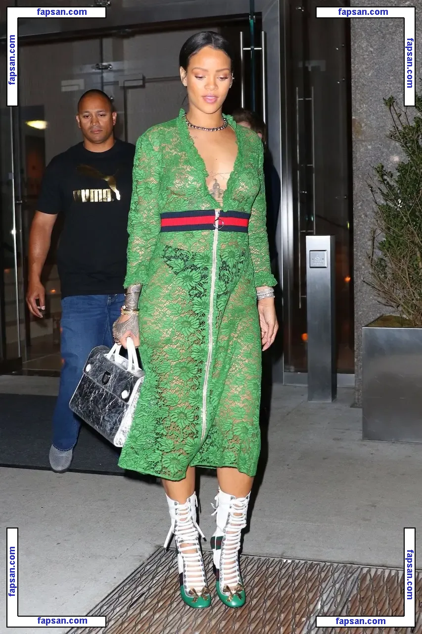 Rihanna nude photo #1277 from OnlyFans