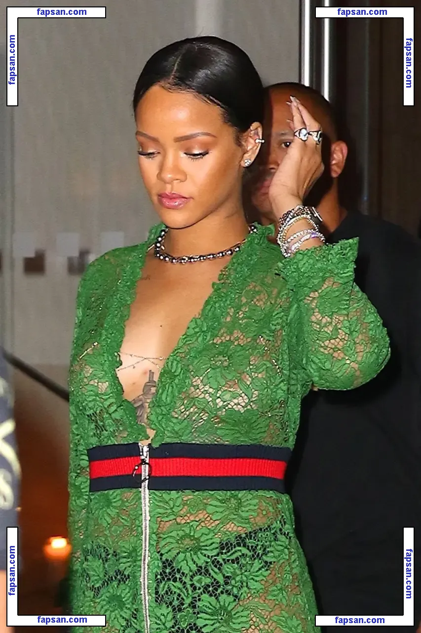Rihanna nude photo #1283 from OnlyFans