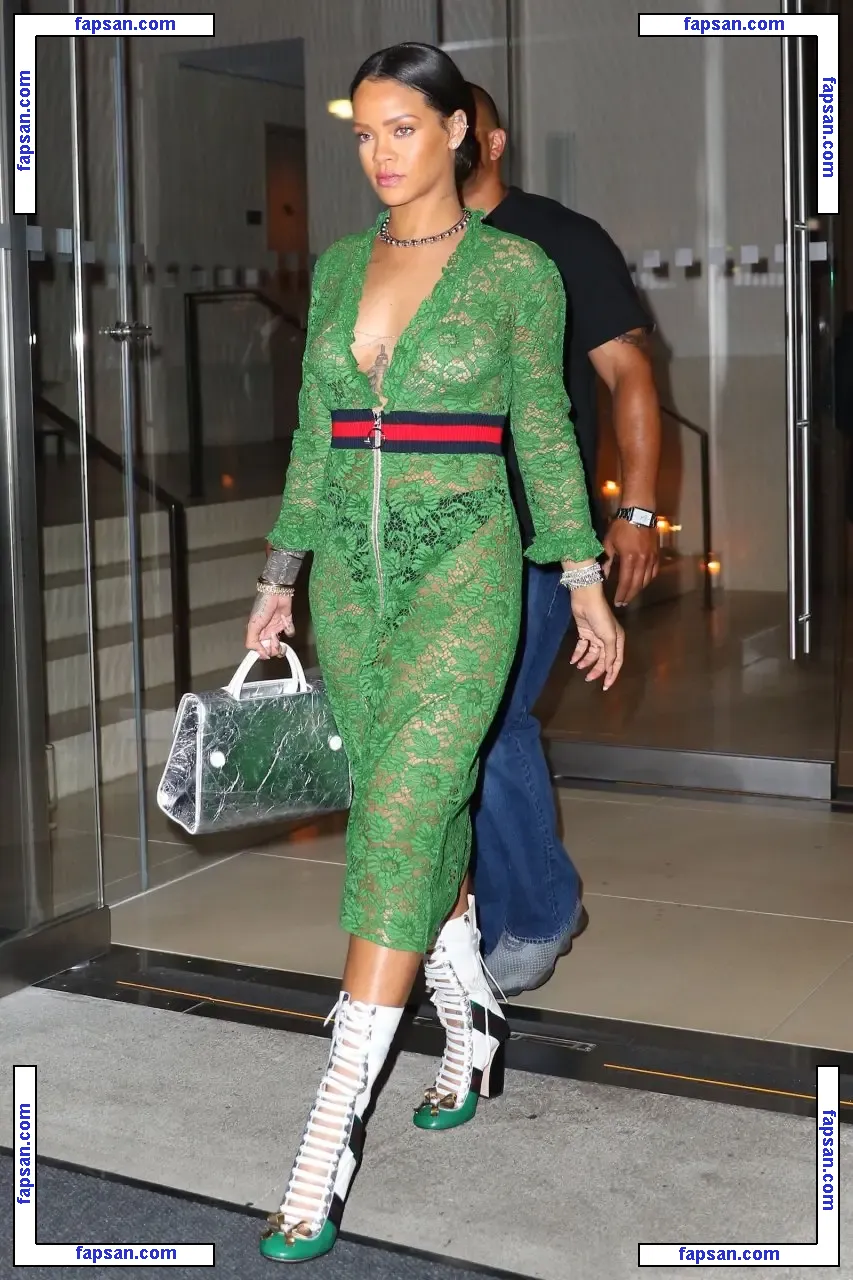 Rihanna nude photo #1286 from OnlyFans