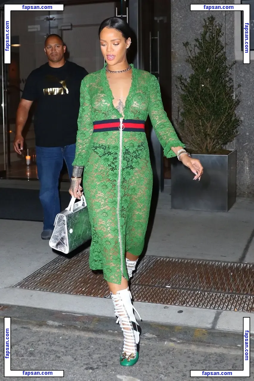 Rihanna nude photo #1289 from OnlyFans
