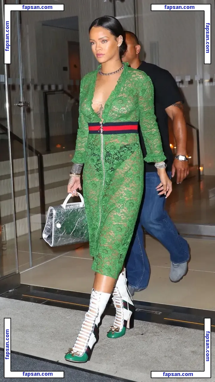 Rihanna nude photo #1298 from OnlyFans