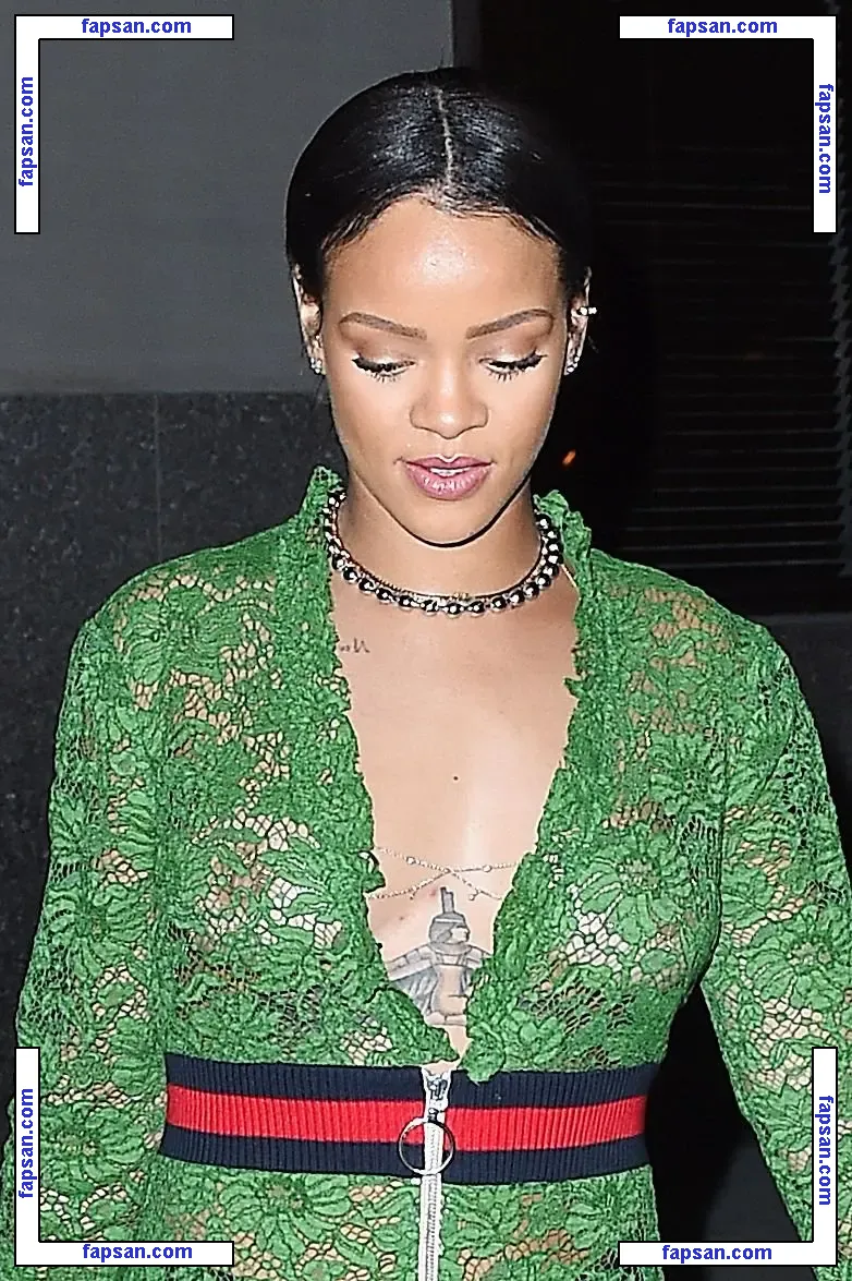 Rihanna nude photo #1311 from OnlyFans