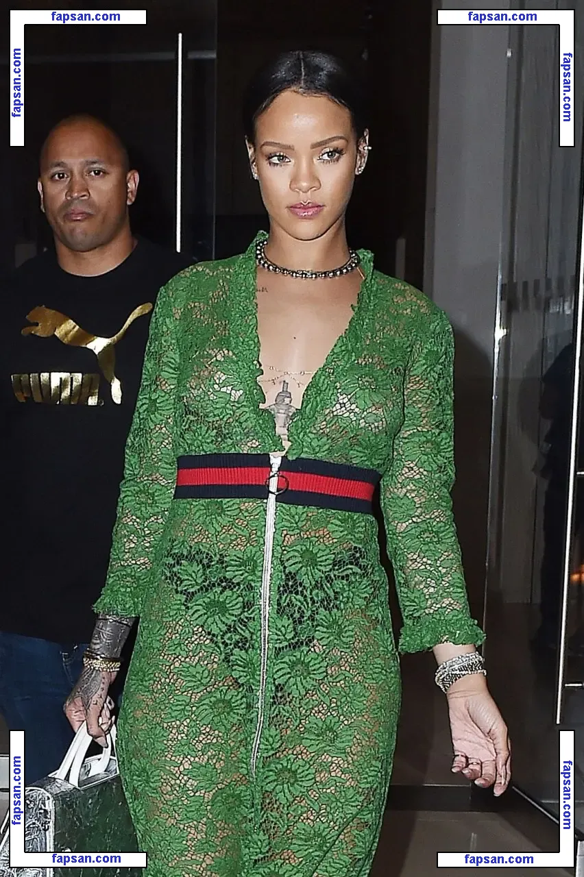 Rihanna nude photo #1313 from OnlyFans