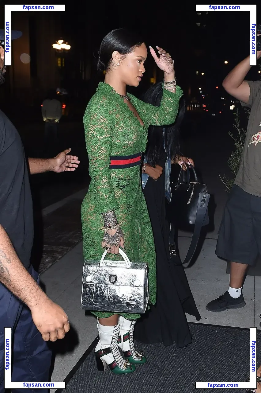 Rihanna nude photo #1316 from OnlyFans