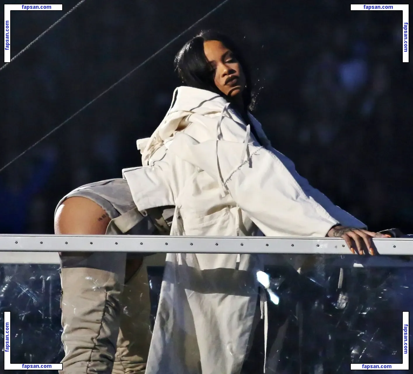 Rihanna nude photo #1327 from OnlyFans