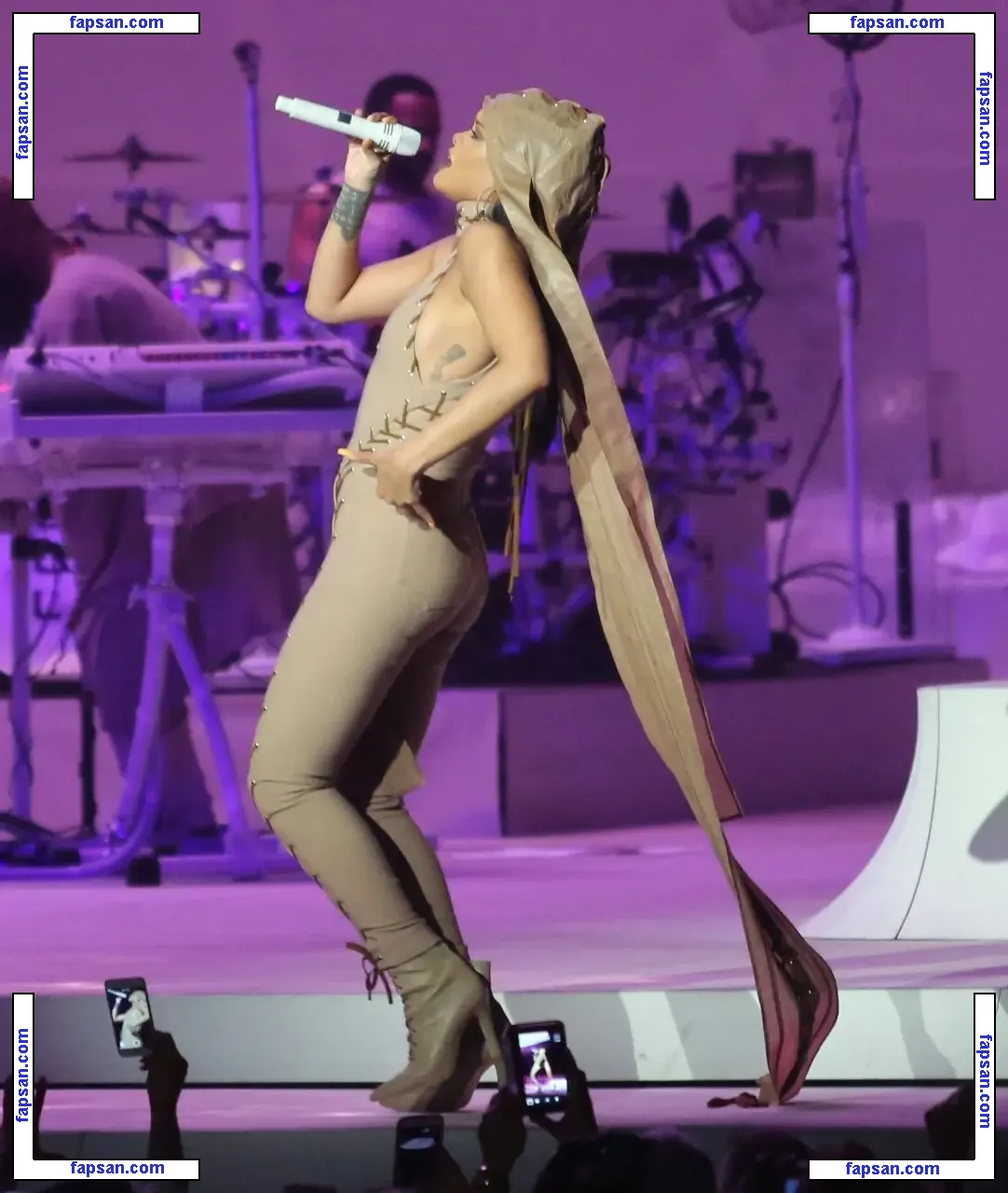 Rihanna nude photo #1329 from OnlyFans