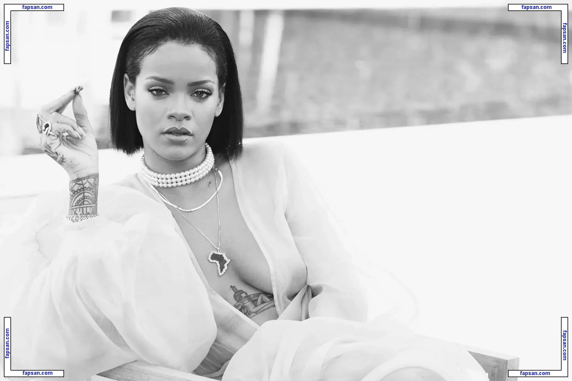 Rihanna nude photo #1357 from OnlyFans