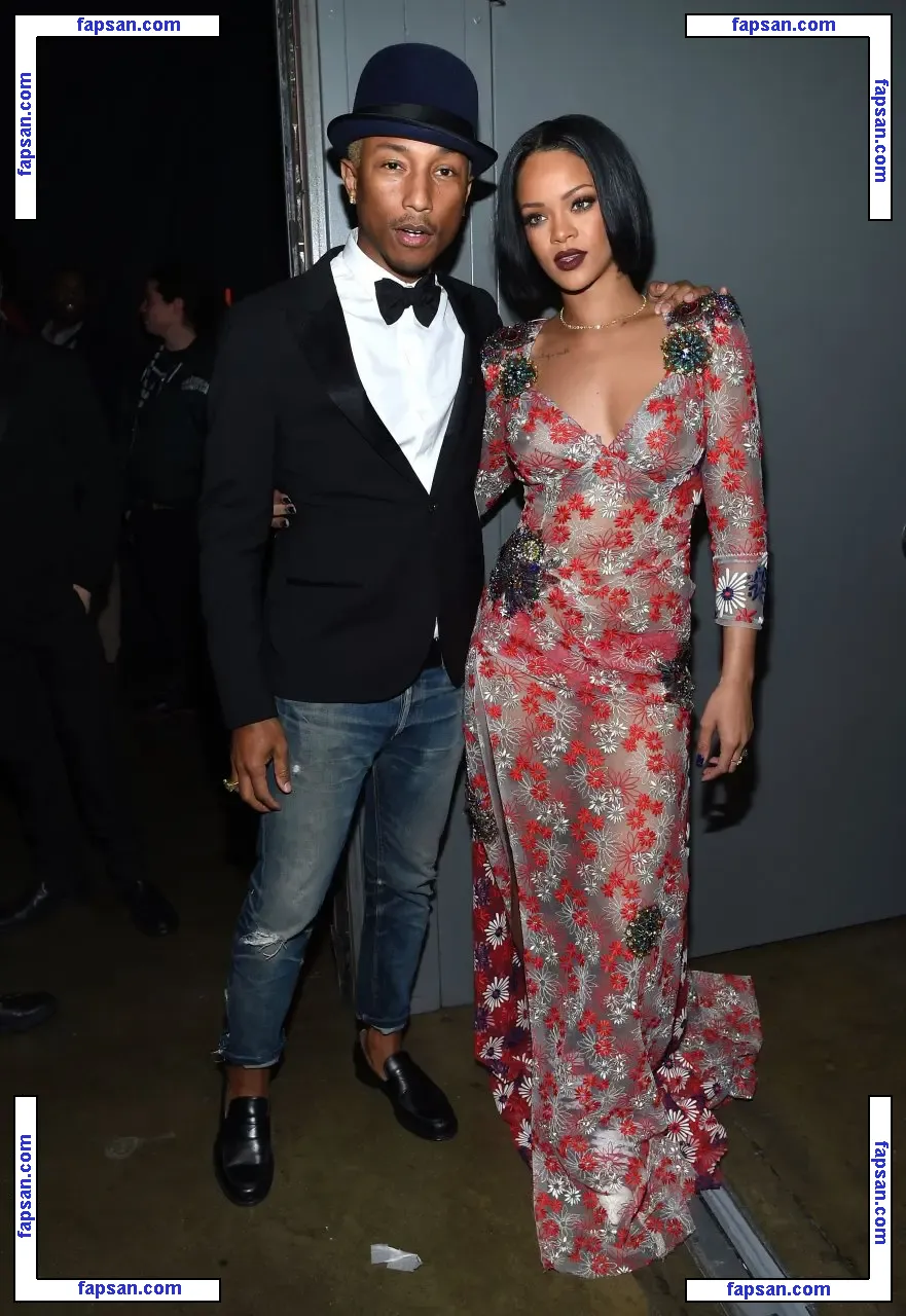 Rihanna nude photo #1500 from OnlyFans