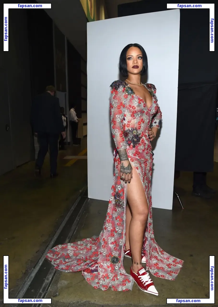 Rihanna nude photo #1507 from OnlyFans