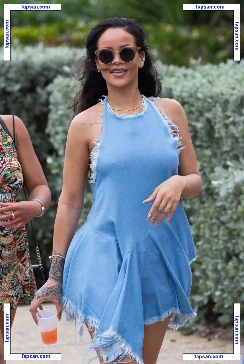 Rihanna nude photo #1539 from OnlyFans