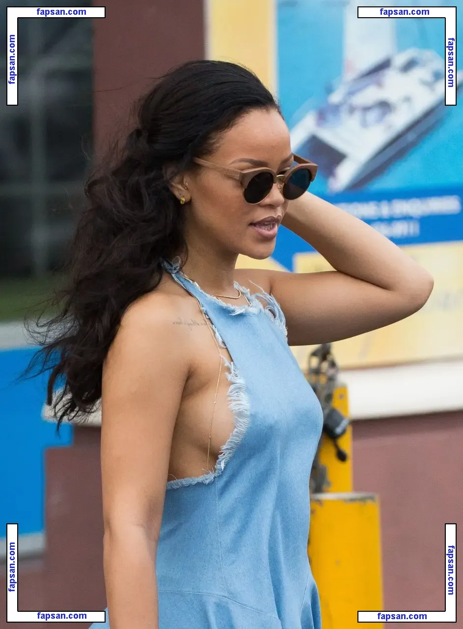 Rihanna nude photo #1543 from OnlyFans
