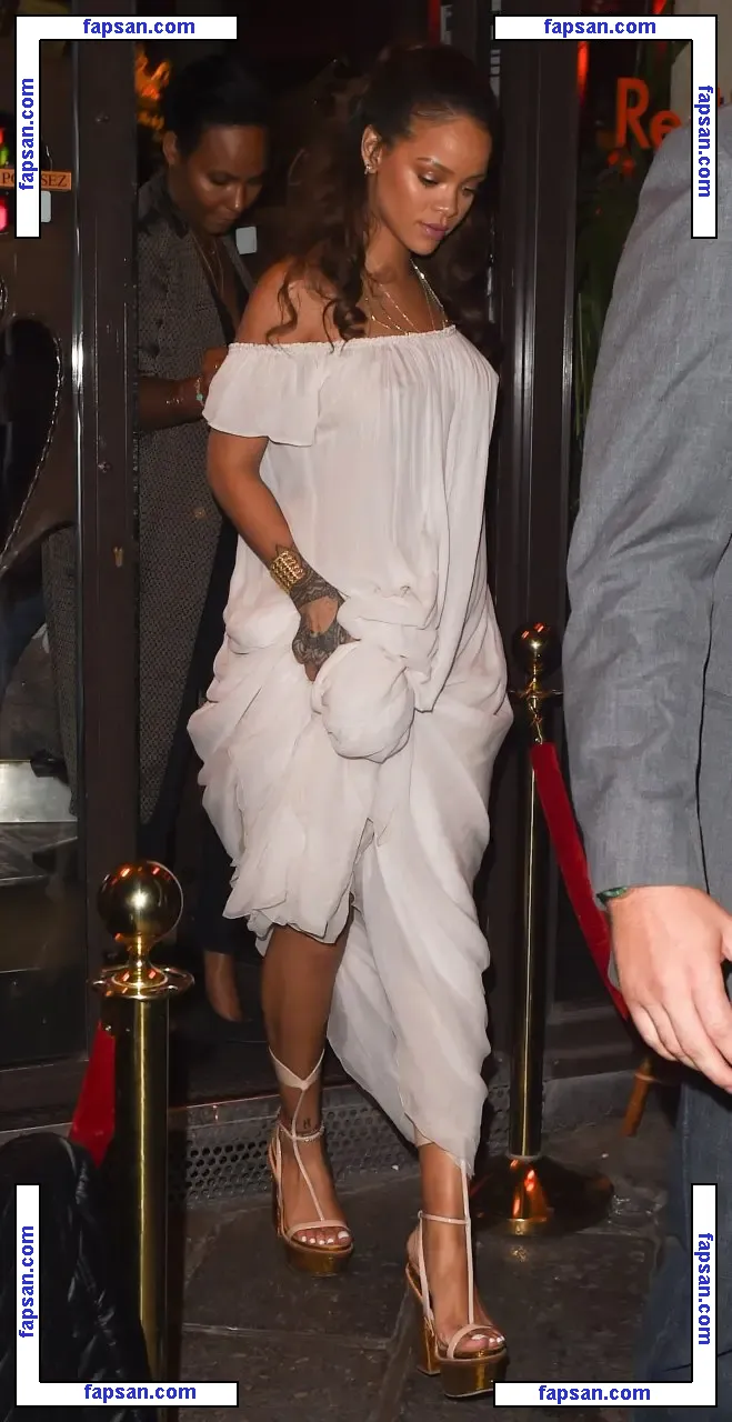 Rihanna nude photo #1609 from OnlyFans