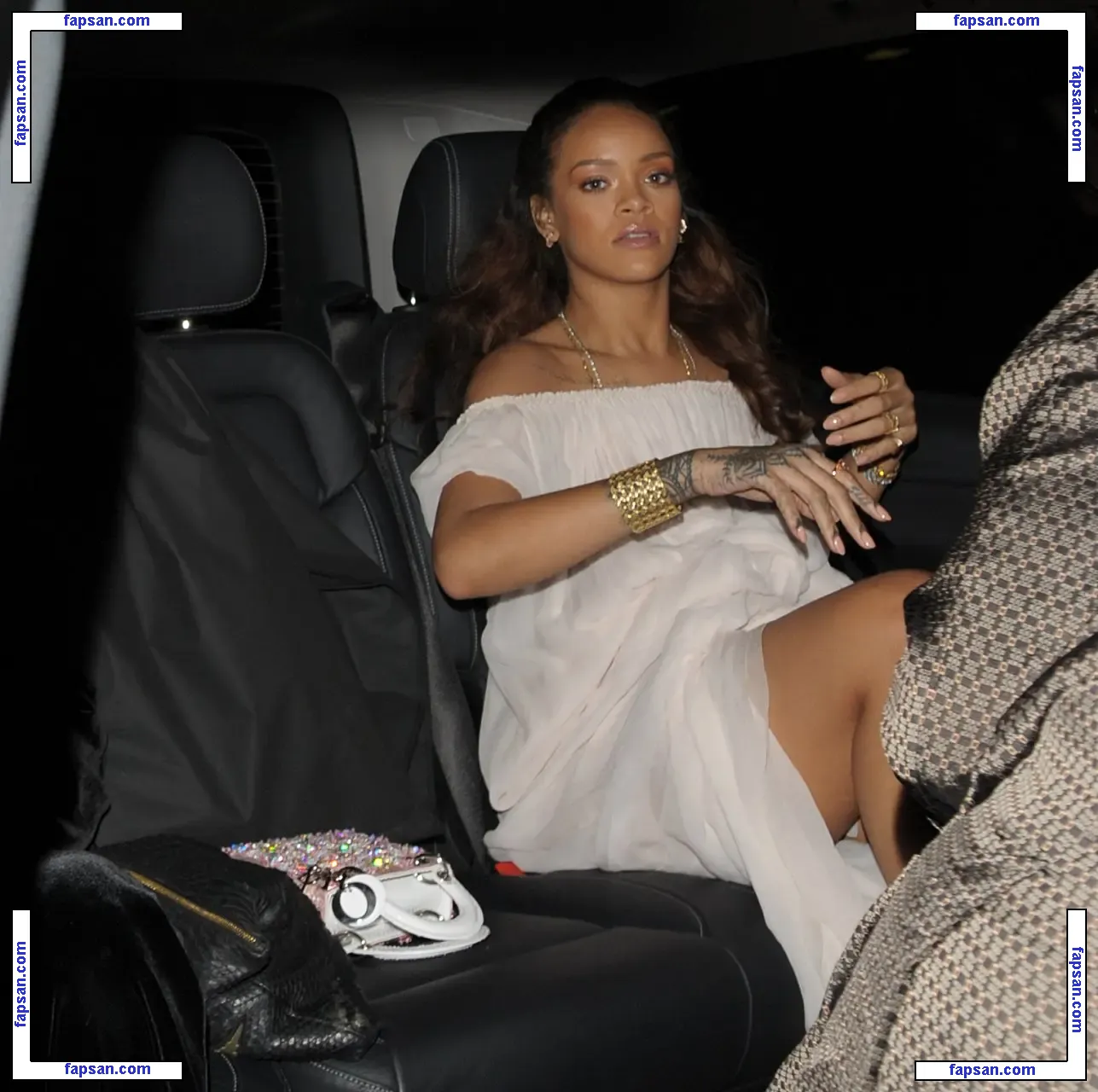 Rihanna nude photo #1636 from OnlyFans