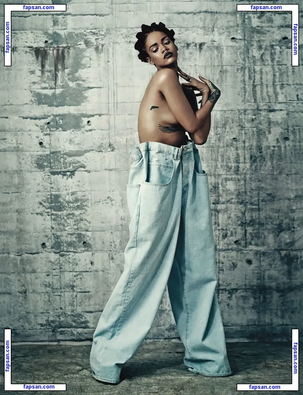 Rihanna nude photo #1975 from OnlyFans