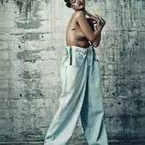 Rihanna nude #1975