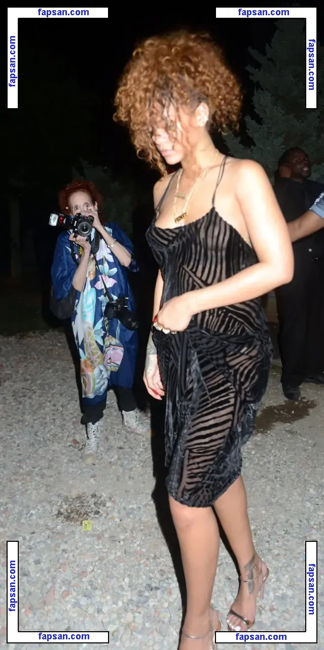Rihanna nude photo #2065 from OnlyFans