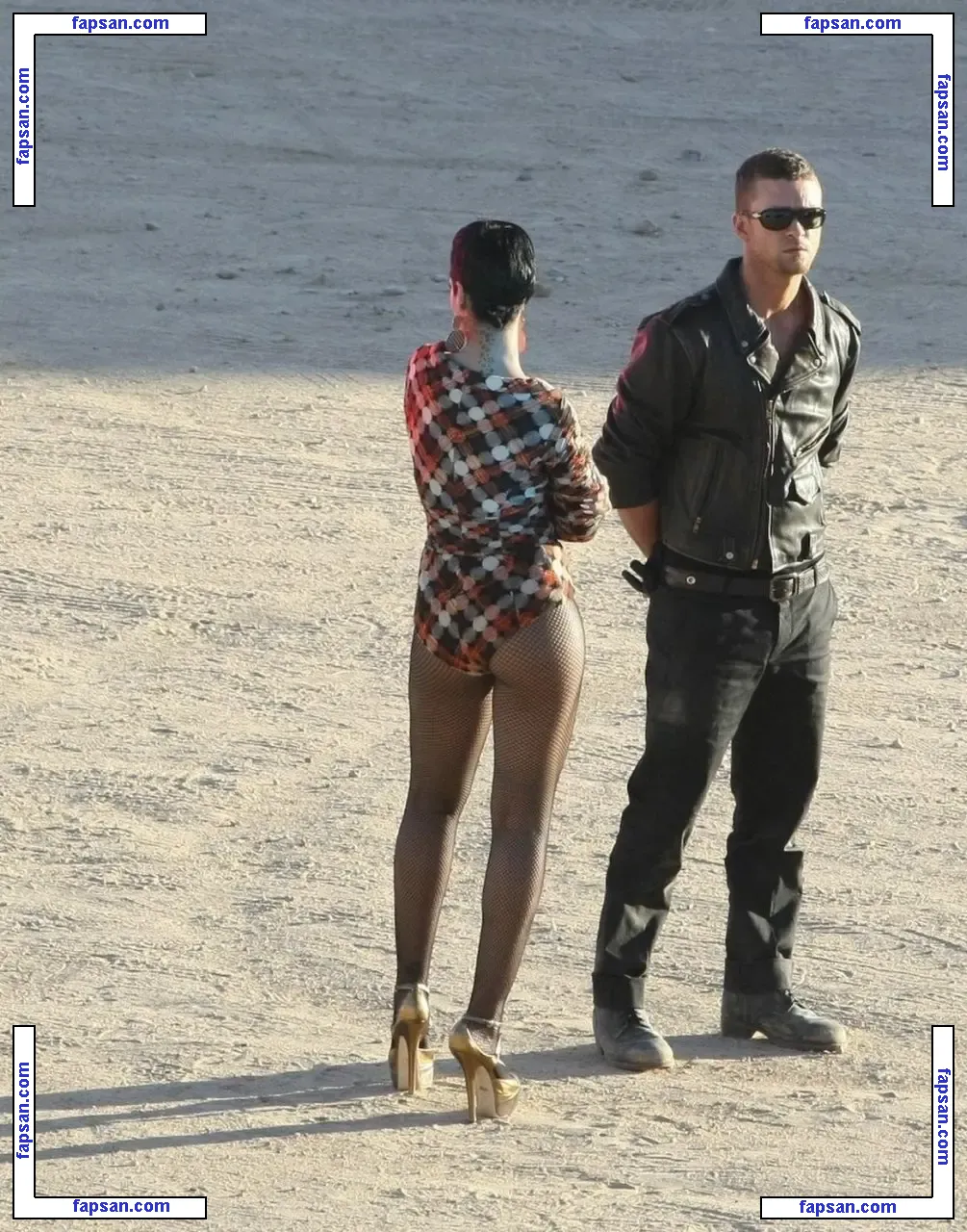 Rihanna nude photo #2066 from OnlyFans