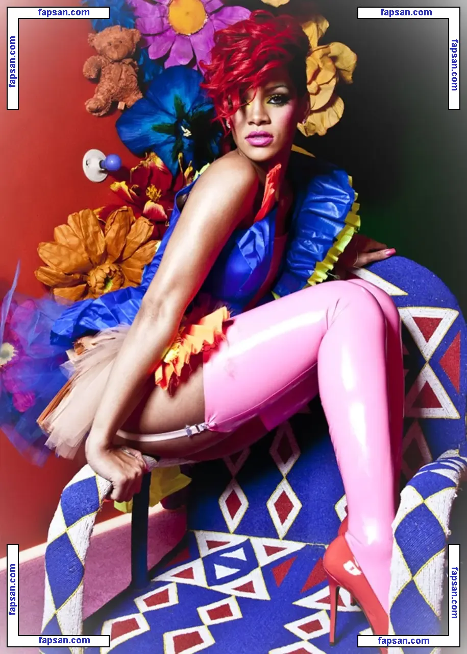 Rihanna nude photo #2135 from OnlyFans