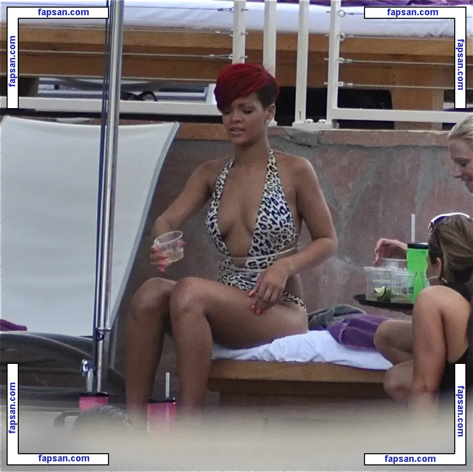 Rihanna nude photo #2166 from OnlyFans