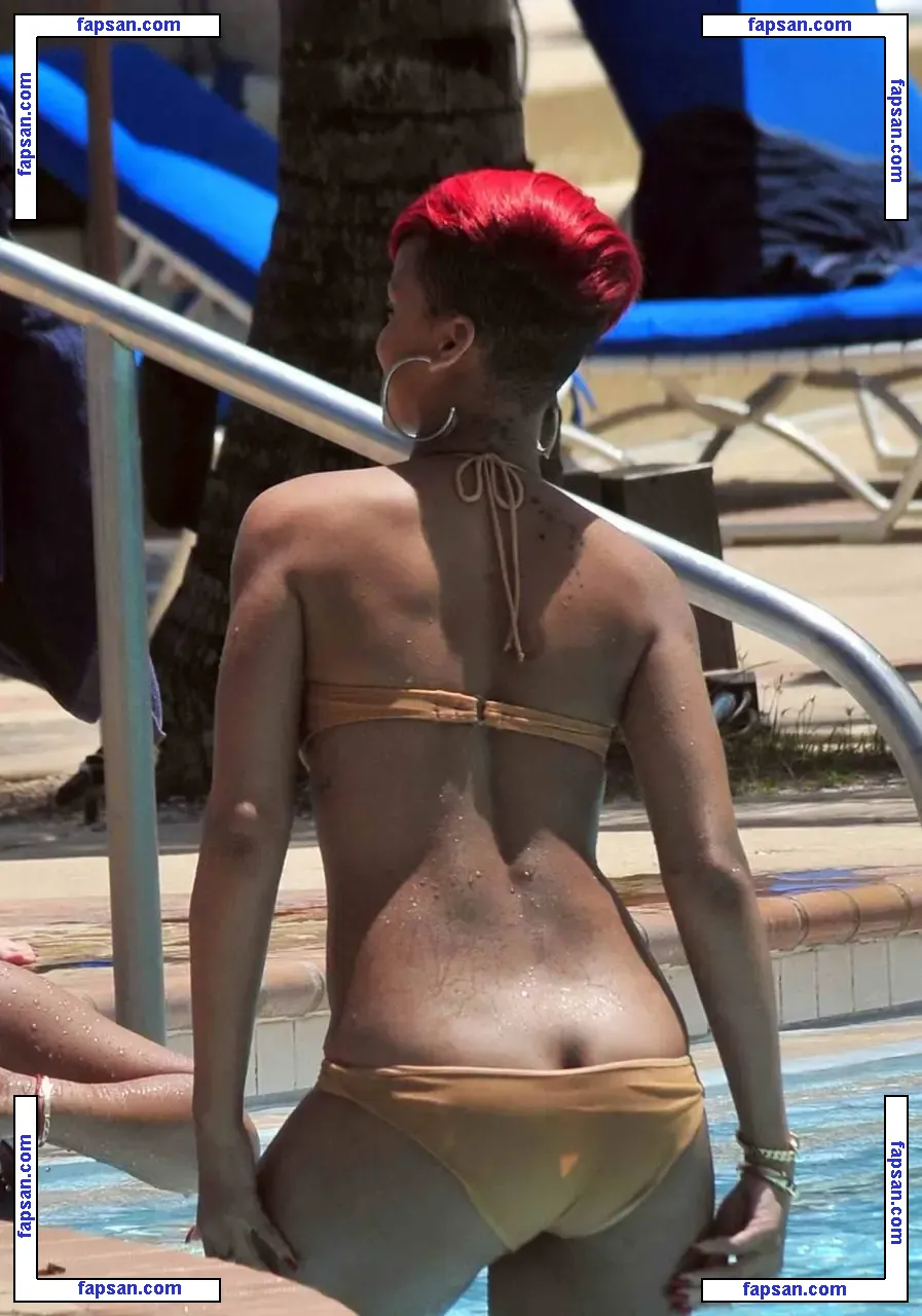 Rihanna nude photo #2192 from OnlyFans